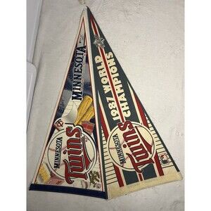 Vintage 1987 World Series Minnesota Twins World Champions 30" Pennant Bar Flags